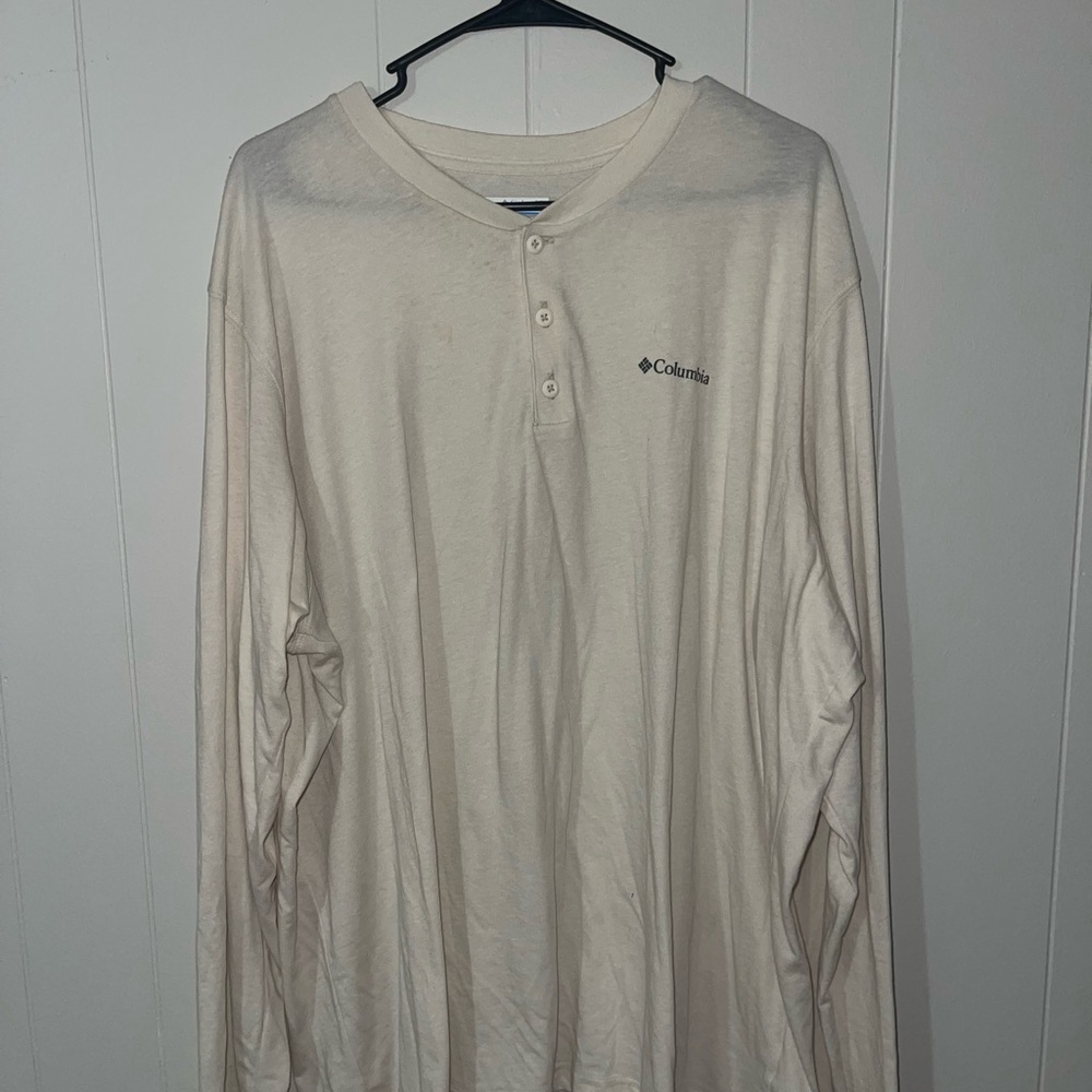 Columbia Men's Off-White Long Sleeve Henley